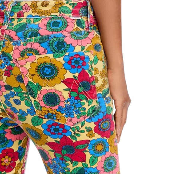 MOTHER Track & Flower Fields Flare Jeans – NWT – Size 27 - Picture 4 of 5